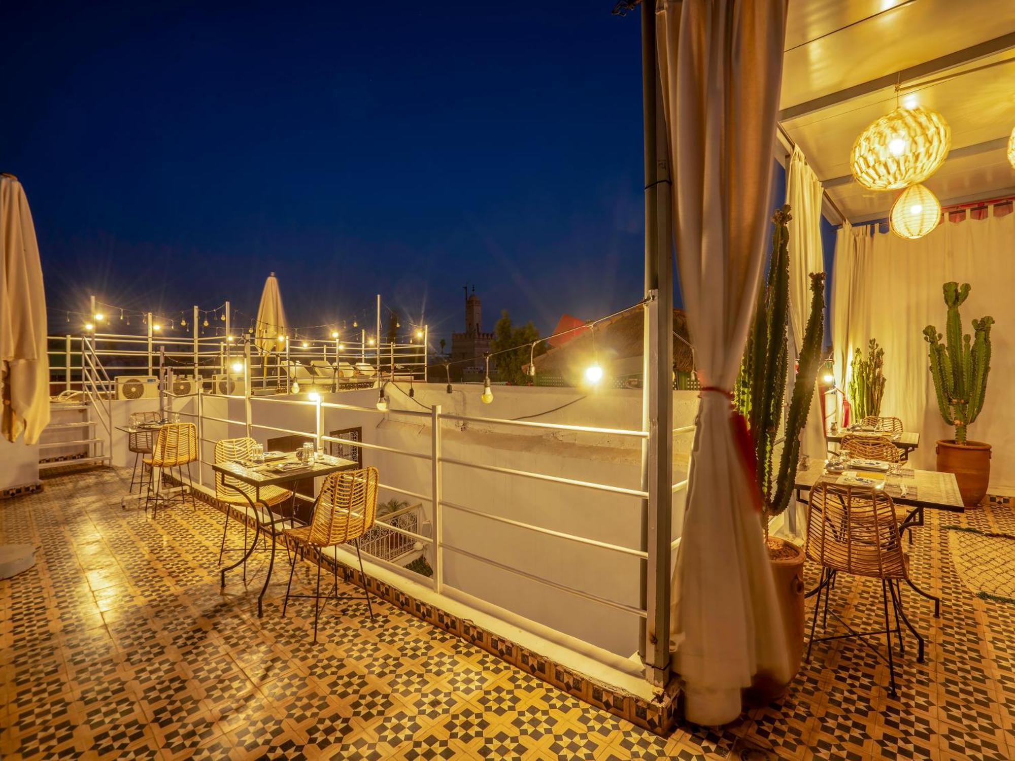 Riad Tzizwit Boutique Hotel & Spa 马拉喀什 外观 照片