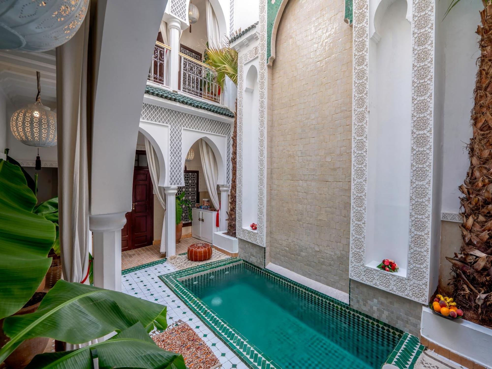 Riad Tzizwit Boutique Hotel & Spa 马拉喀什 外观 照片