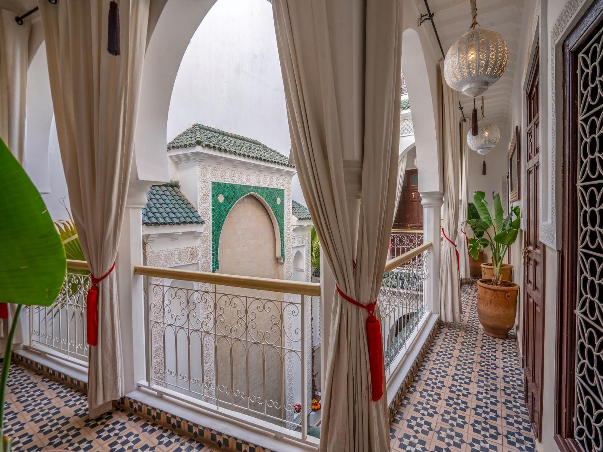 Riad Tzizwit Boutique Hotel & Spa 马拉喀什 外观 照片