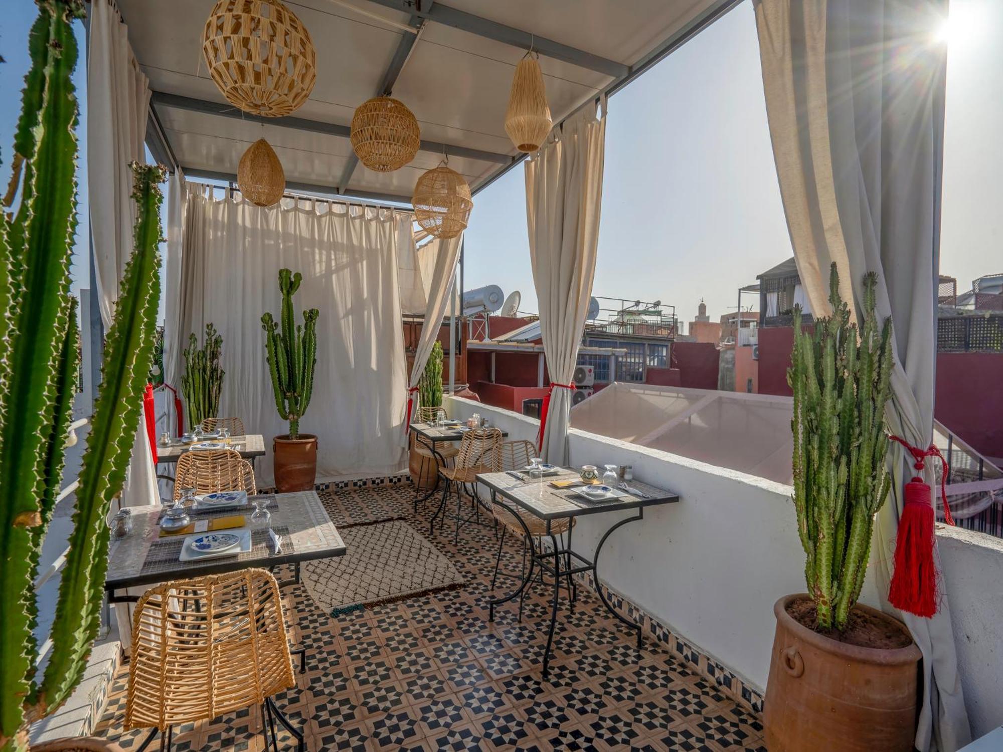 Riad Tzizwit Boutique Hotel & Spa 马拉喀什 外观 照片