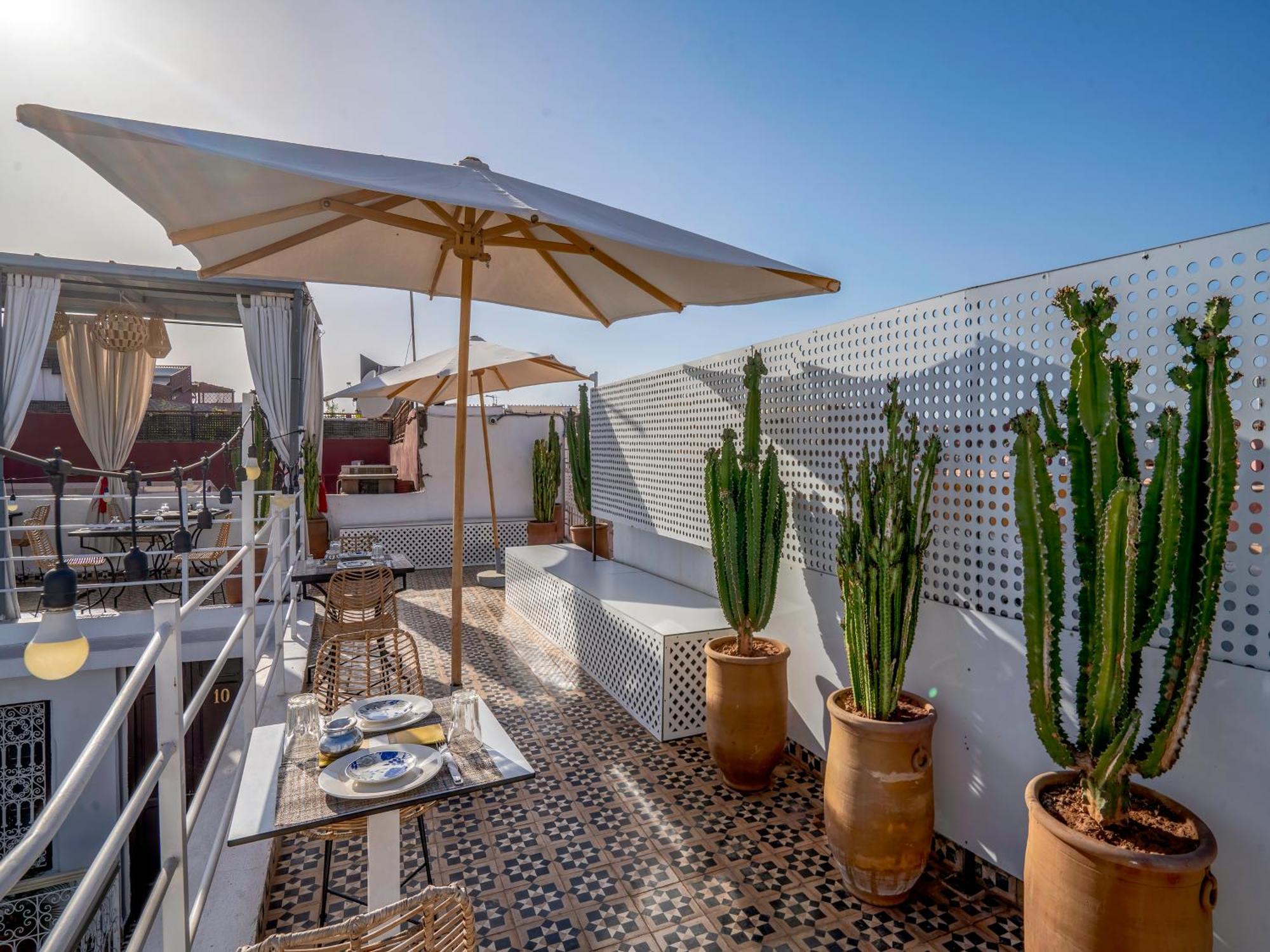 Riad Tzizwit Boutique Hotel & Spa 马拉喀什 外观 照片