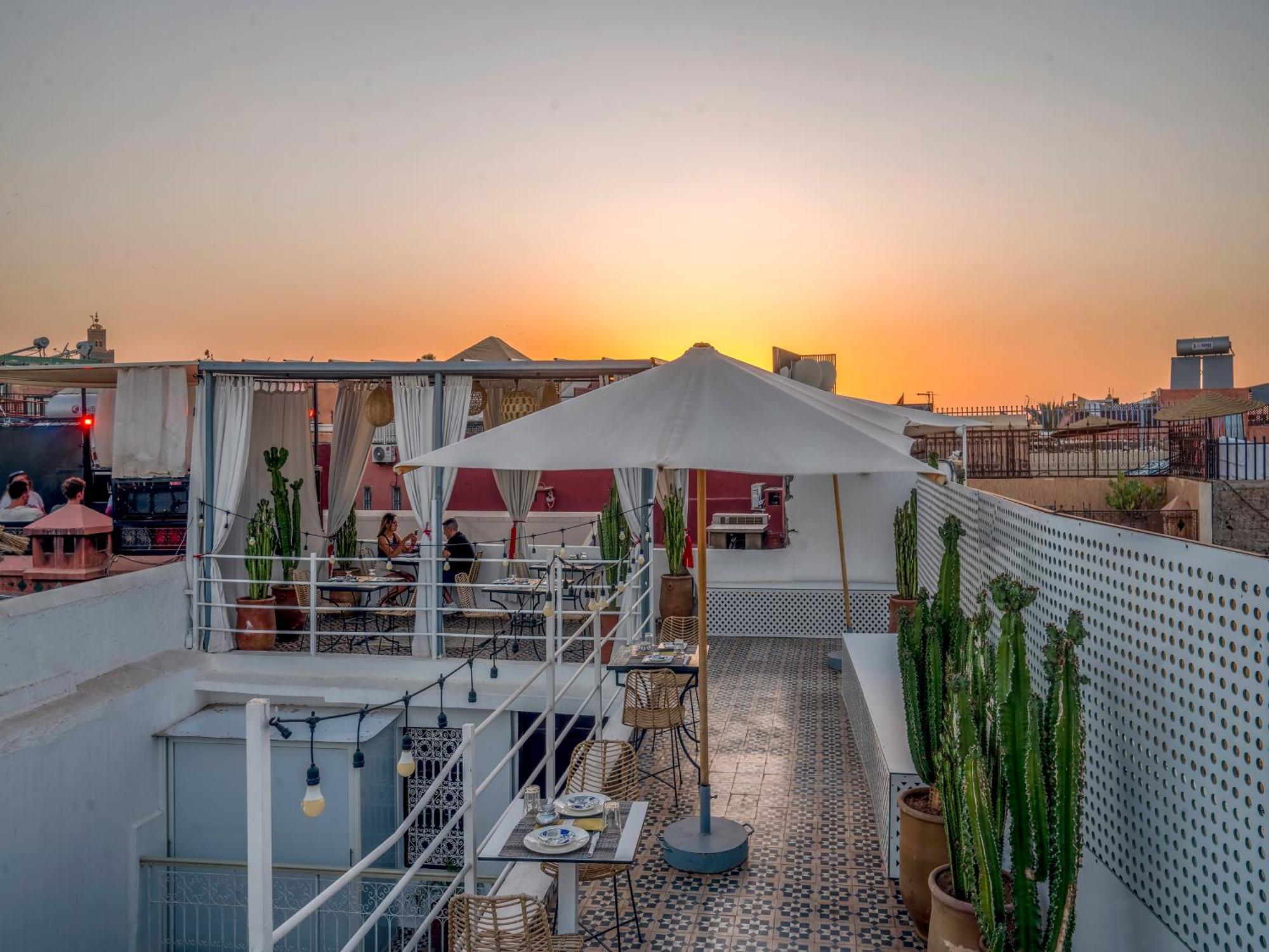 Riad Tzizwit Boutique Hotel & Spa 马拉喀什 外观 照片