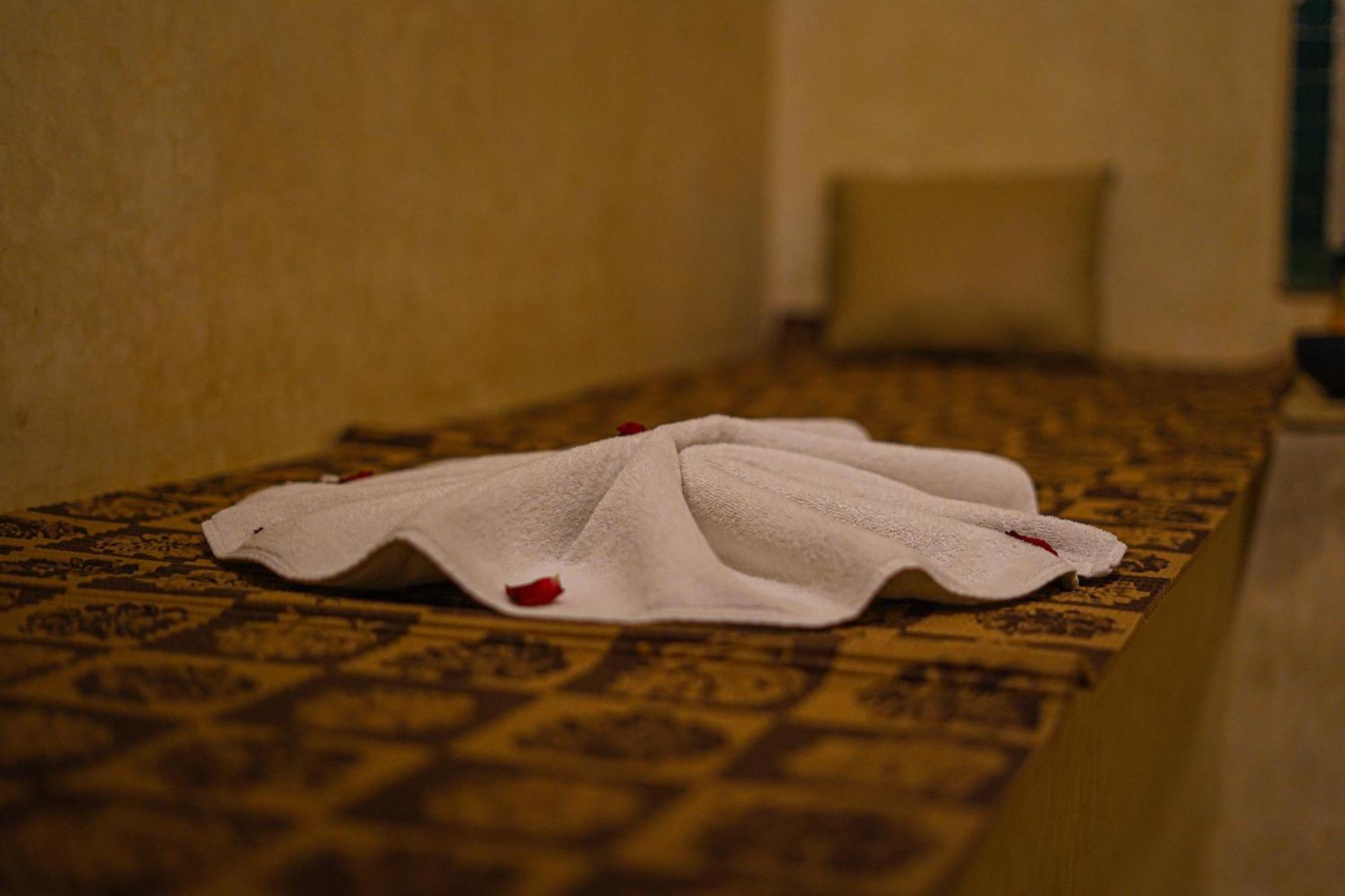 Riad Tzizwit Boutique Hotel & Spa 马拉喀什 外观 照片